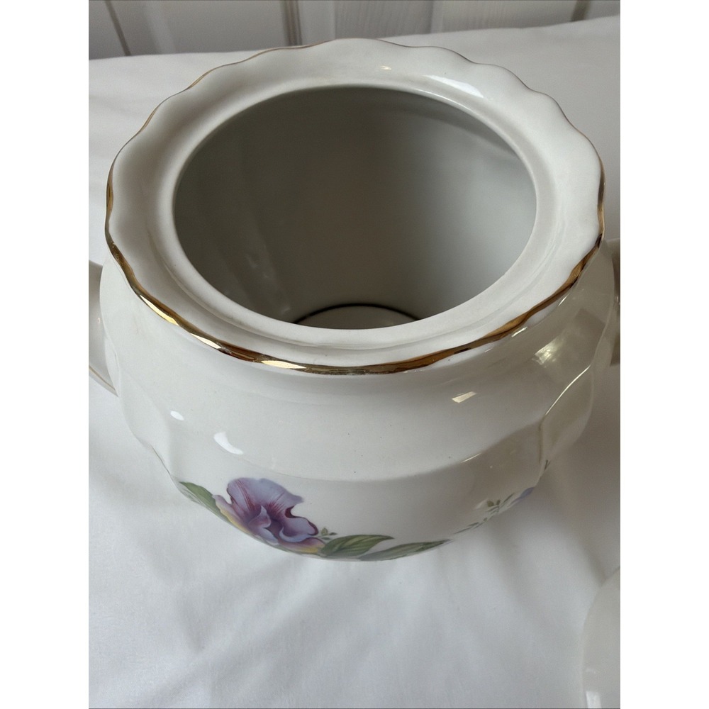Vintage Crown Dorset Staffordshire Floral Teapot Gold Trim Fine Ceramic - Picture 6 of 16